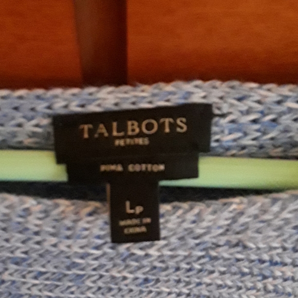 Sweater - Picture 4 of 4